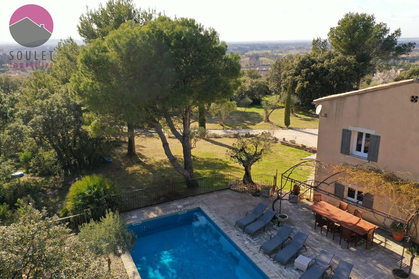 Maison à vendre, 300m², L'Isle-sur-la-Sorgue