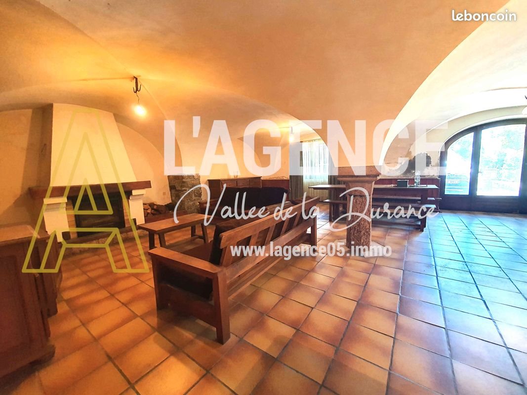 Maison à vendre, 300m², L'Argentière-la-Bessée