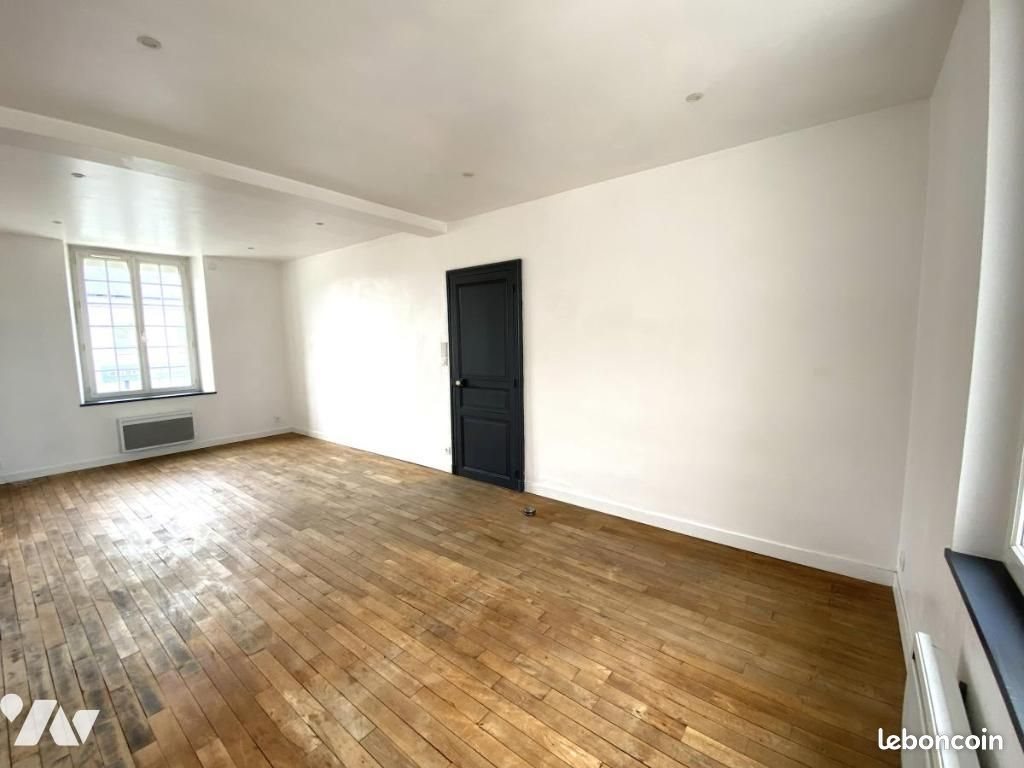 Maison à louer, 98m², Seiches-sur-le-Loir