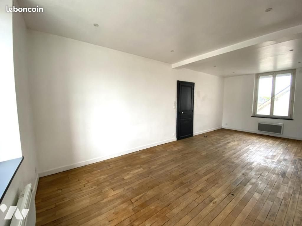 Maison à louer, 98m², Seiches-sur-le-Loir