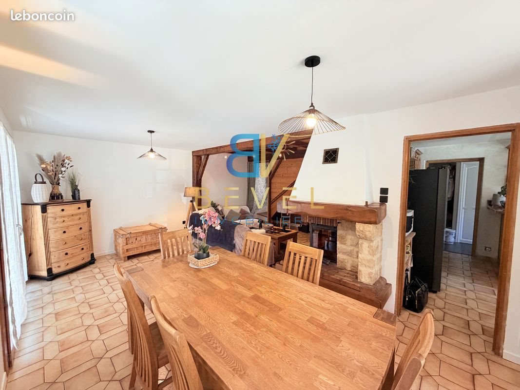Maison à vendre, 211m², Saint-Jean-de-Maurienne