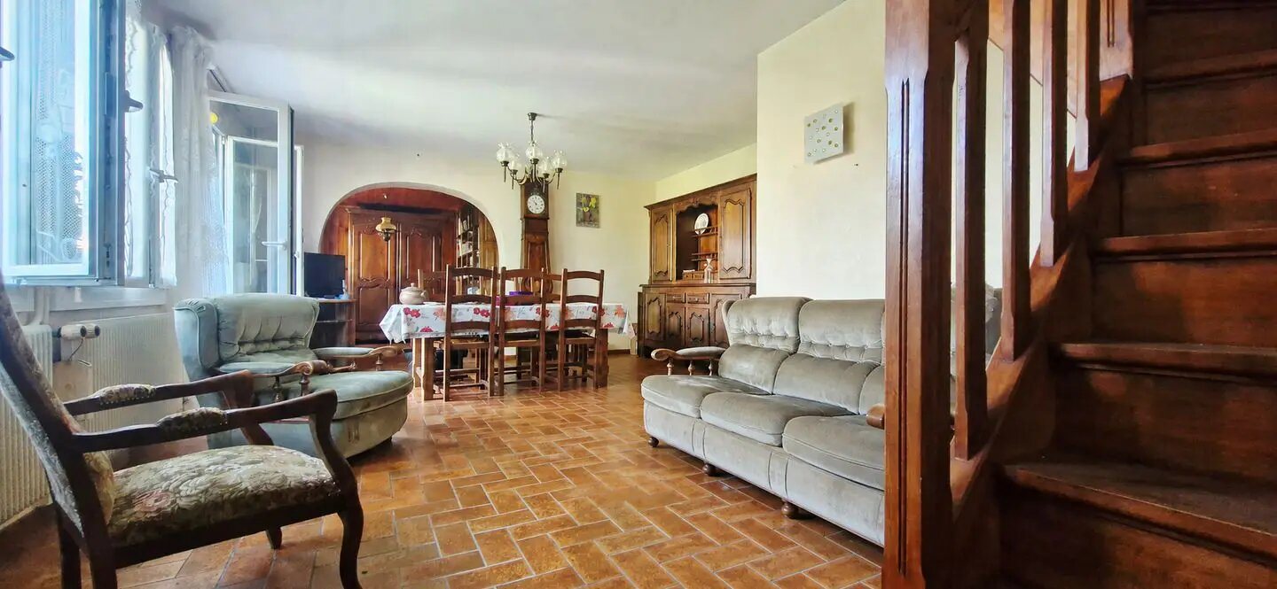 Maison à vendre, 128m², Mamirolle
