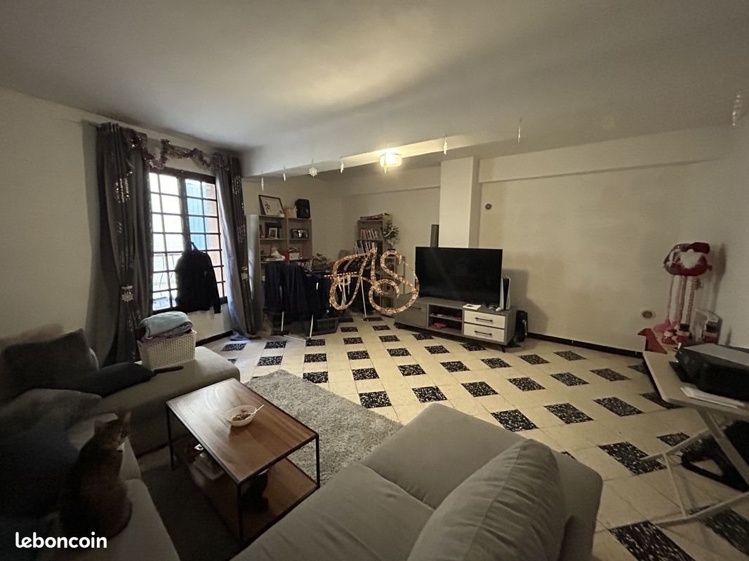 Maison à louer, 125m², Saint-Gilles