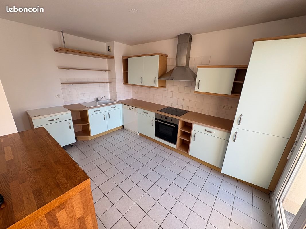 Appartement à louer, 80m², Eschau
