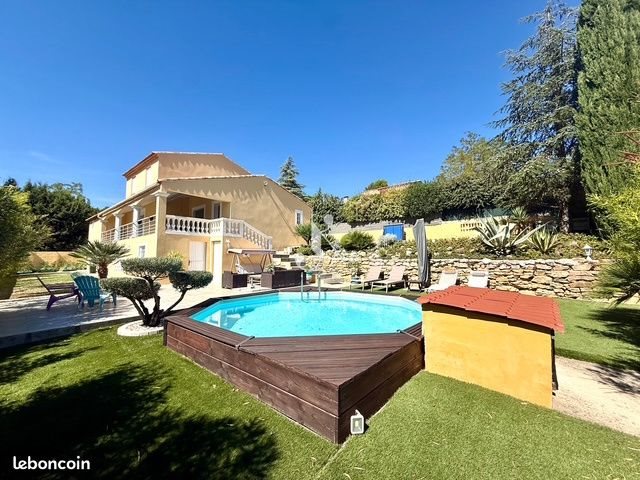 Maison à vendre, 138m², Peypin