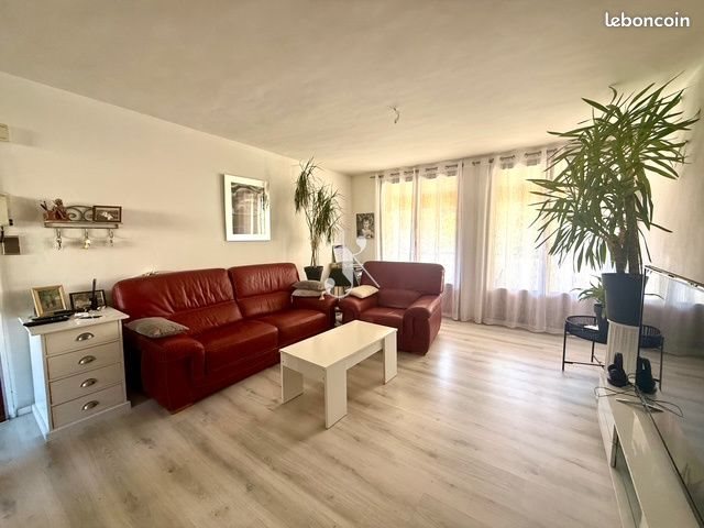 Appartement à vendre, 65m², Aubagne