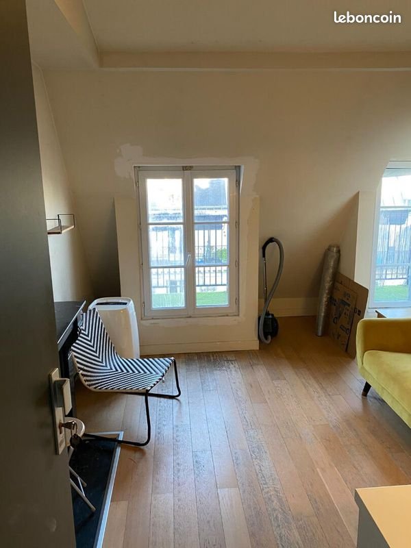 Appartement à louer, 23m², Paris 9ème