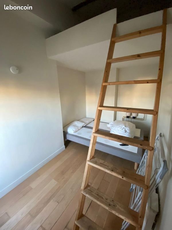 Appartement à louer, 23m², Paris 9ème