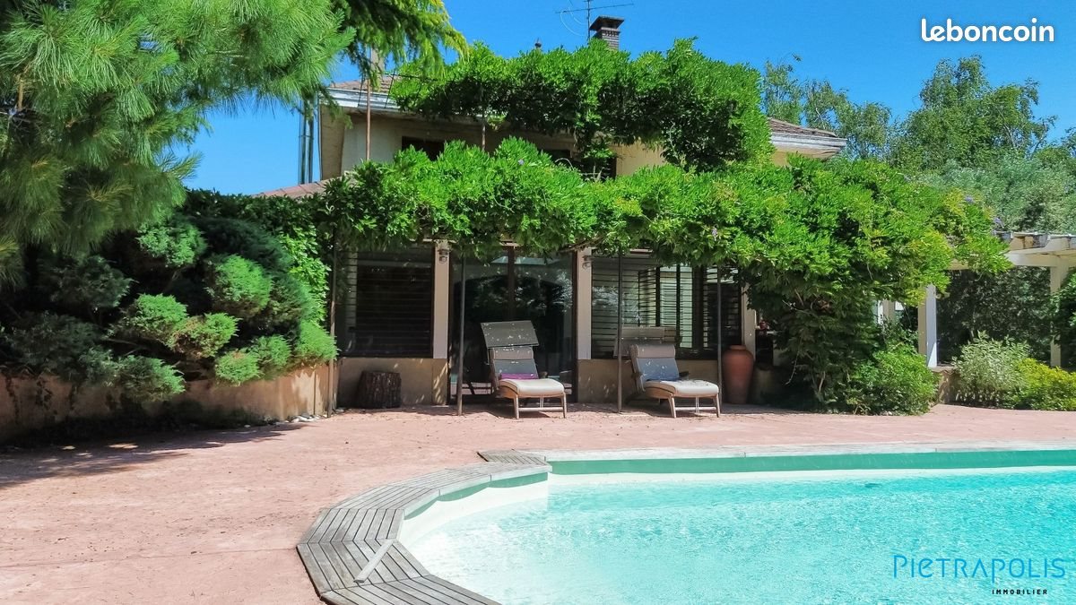 Maison à vendre, 310m², Charly