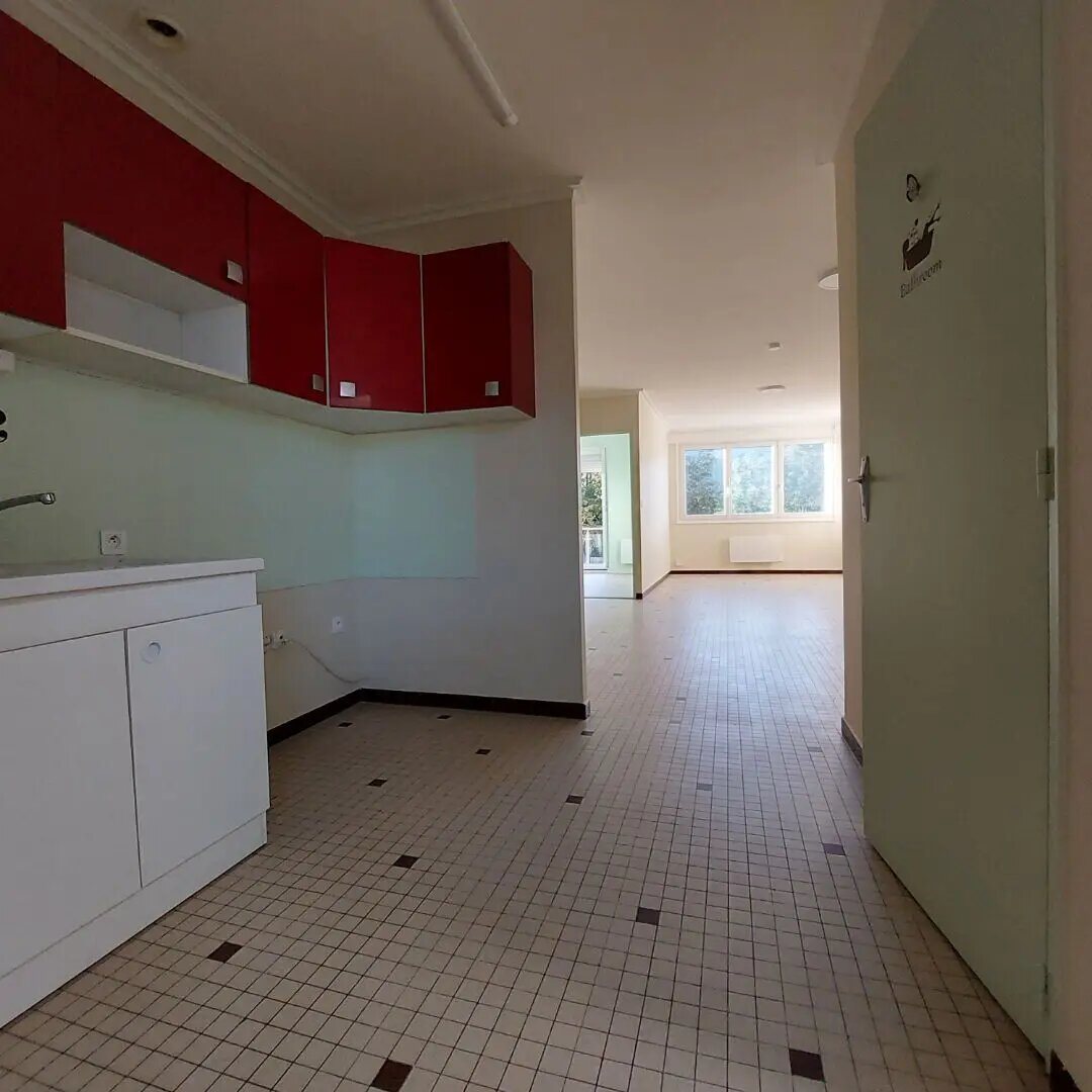 Appartement à louer, 42m², Rochejean