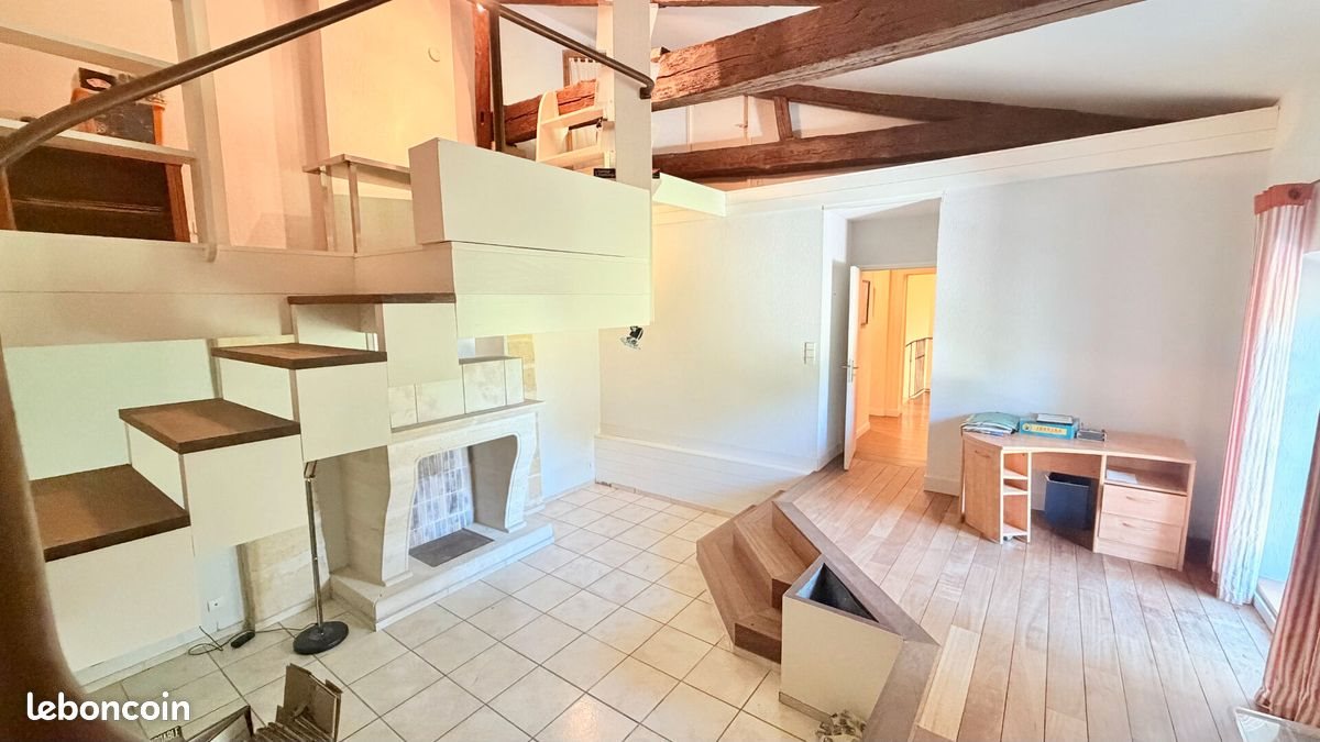 Maison à vendre, 166m², Saint-Médard-d'Eyrans