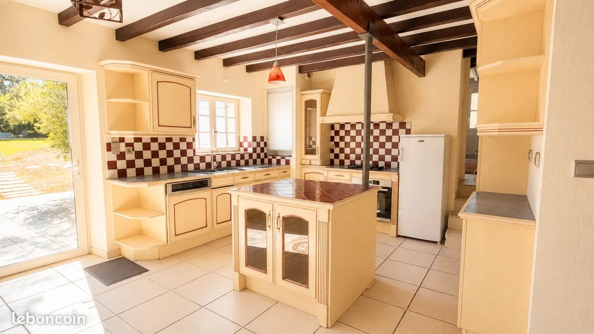 Maison à vendre, 127m², Saint-Médard-d'Eyrans