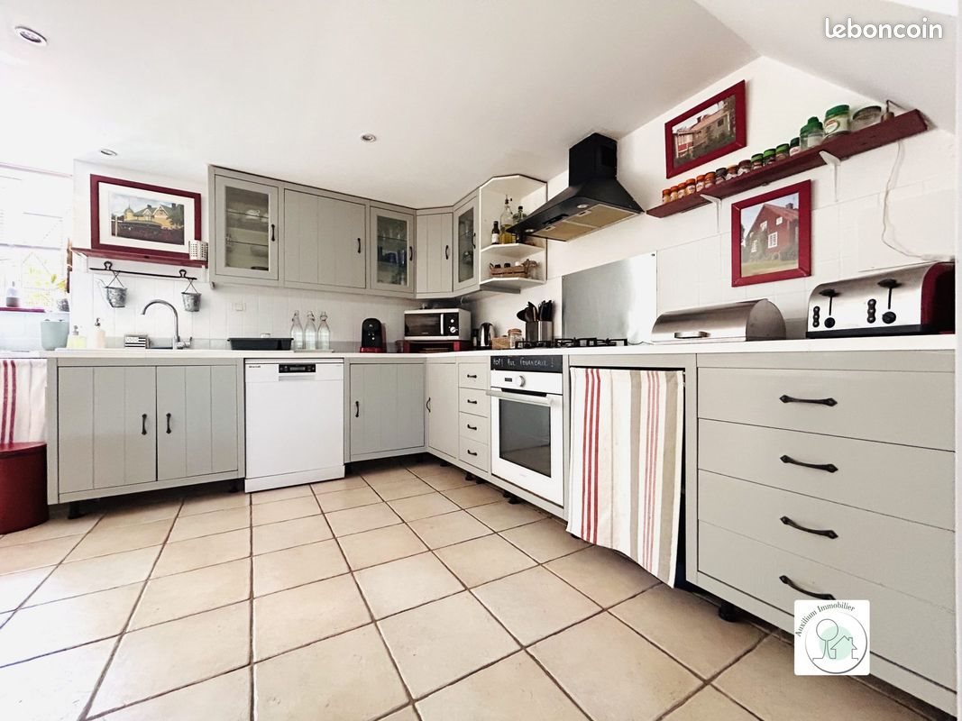 Maison à vendre, 155m², Saint-Ciers-de-Canesse