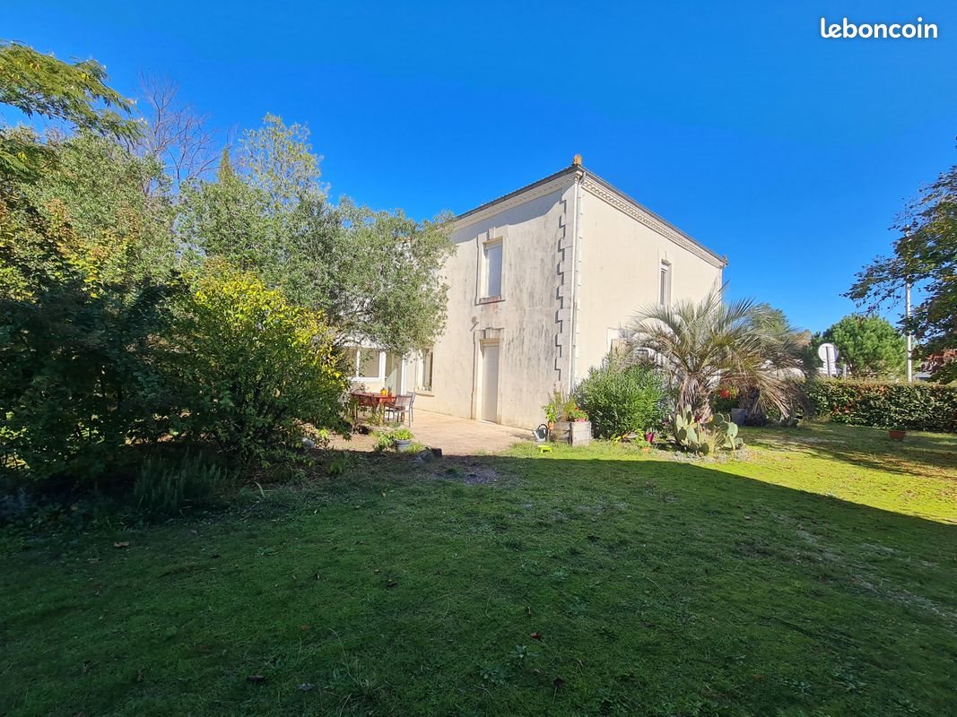Maison à vendre, 220m², Saugnac-et-Muret