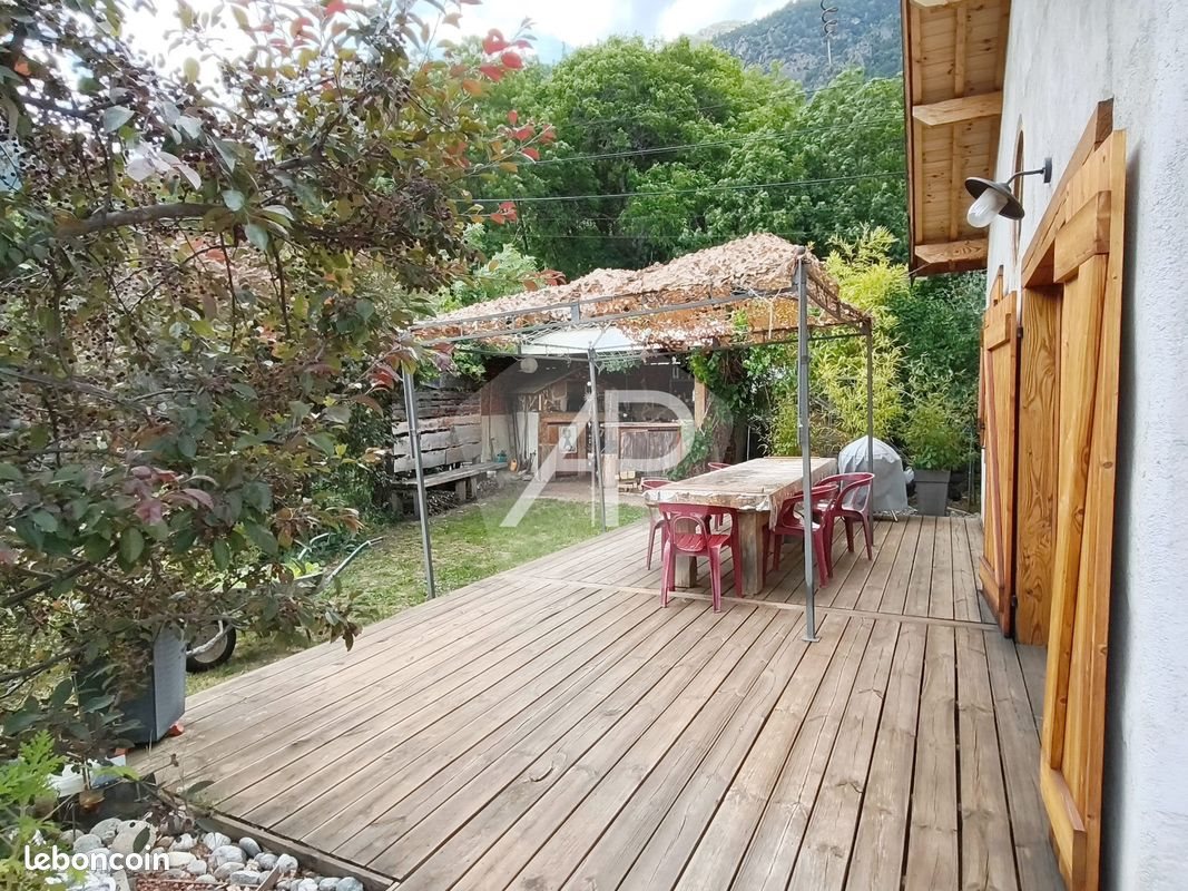 Maison à vendre, 157m², L'Argentière-la-Bessée