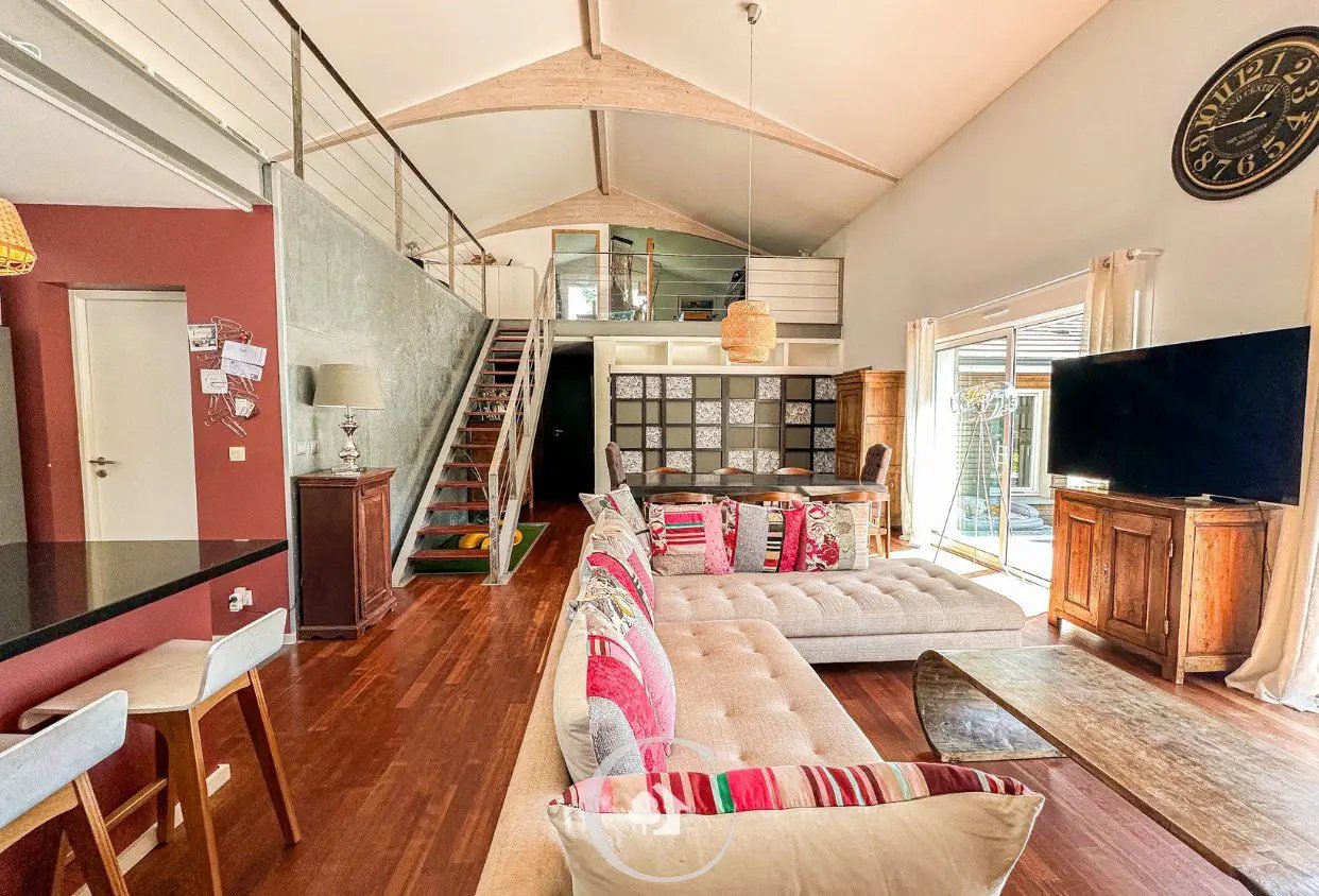 Maison à vendre, 220m², Le Pian-Médoc
