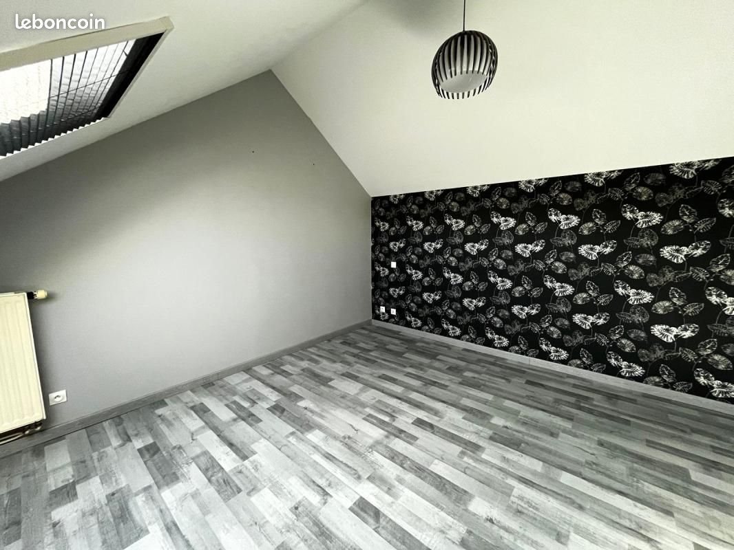 Appartement à louer, 47m², Saint-Chély-d'Apcher