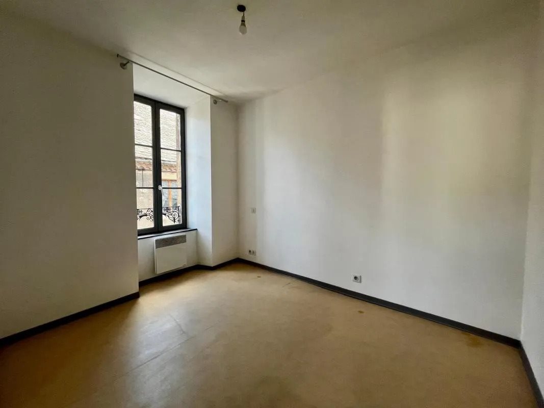 Appartement à louer, 34m², Ispagnac