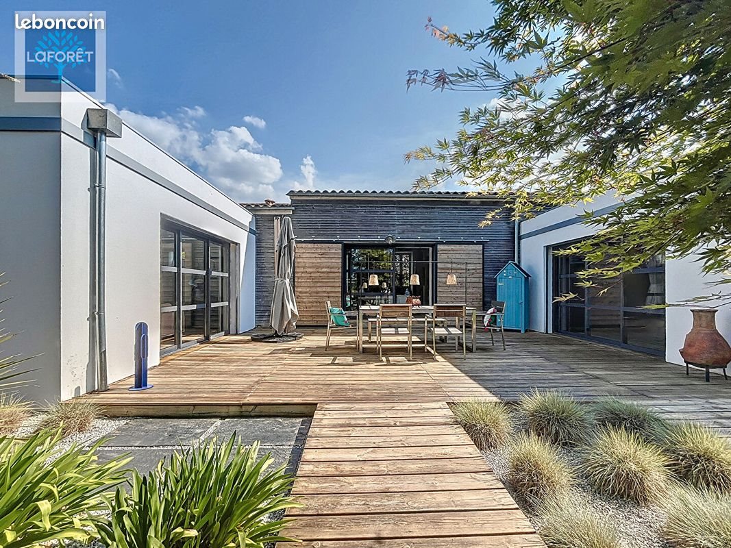 Maison à vendre, 185m², Cartelègue