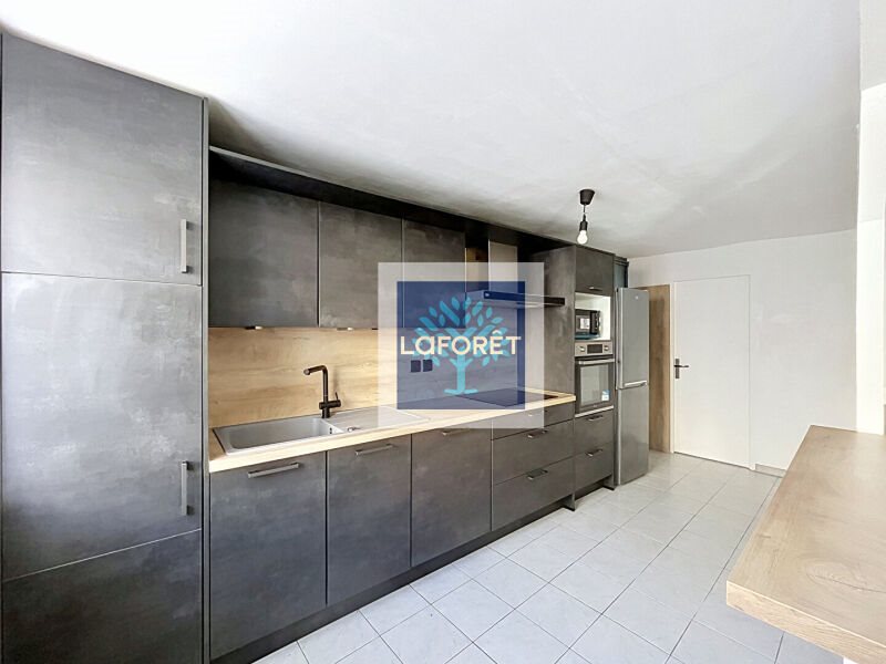 Maison à louer, 75m², Blaye