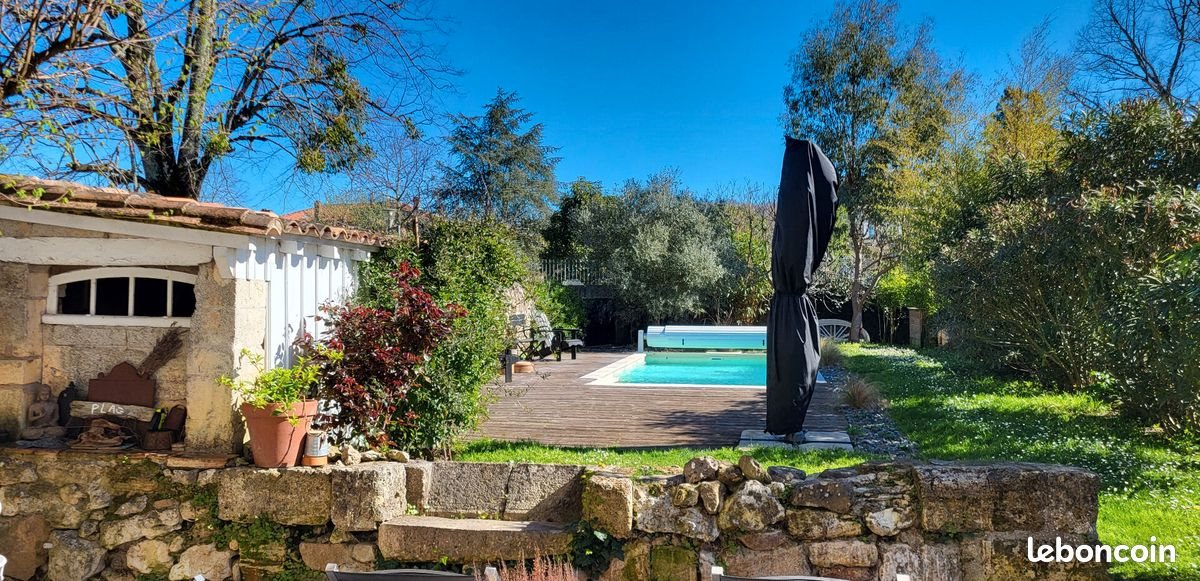 Maison à vendre, 280m², Plassac