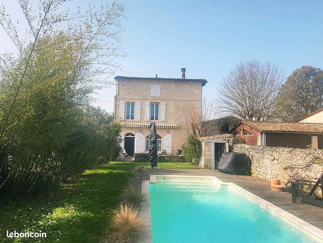 Maison à vendre, 280m², Plassac