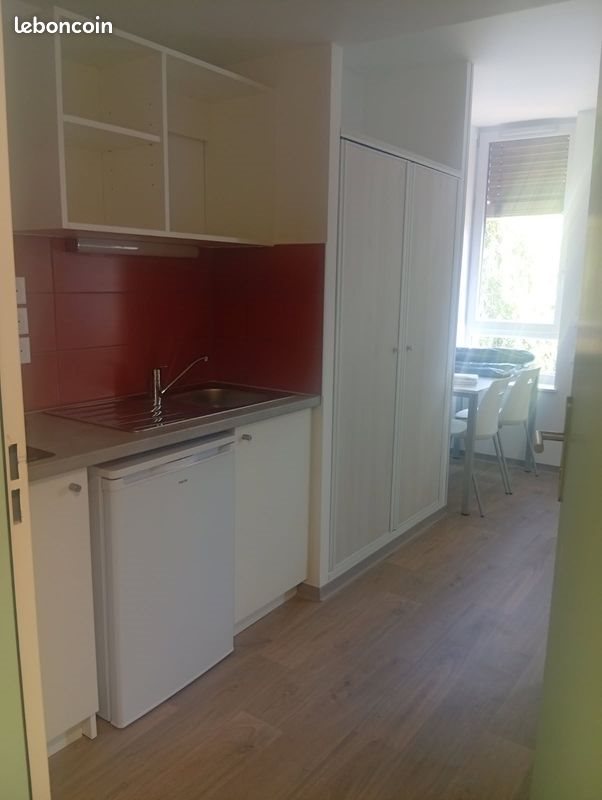 Appartement à louer, 21m², Pont-de-Chéruy