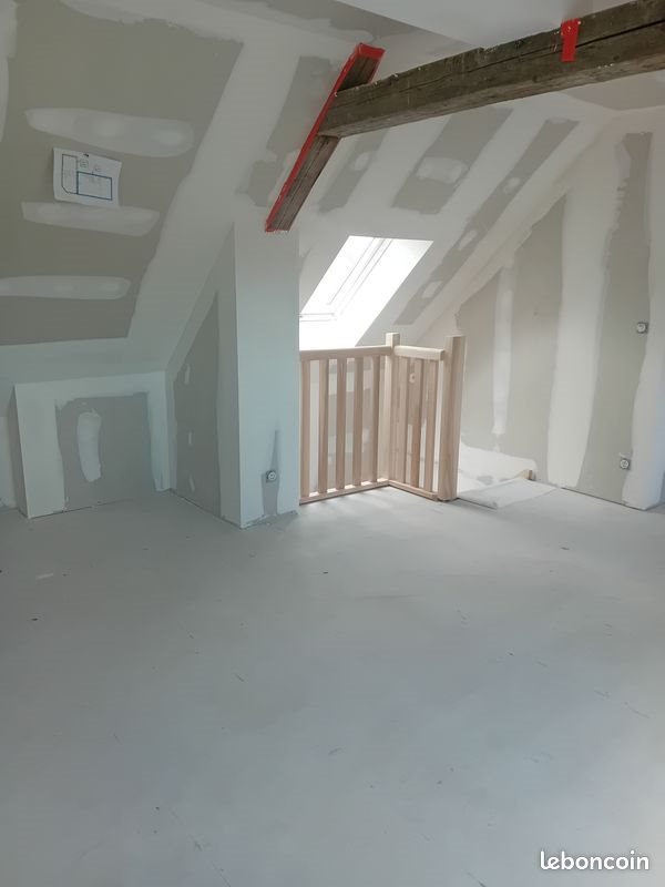 Appartement à louer, 33m², Val-de-Scie