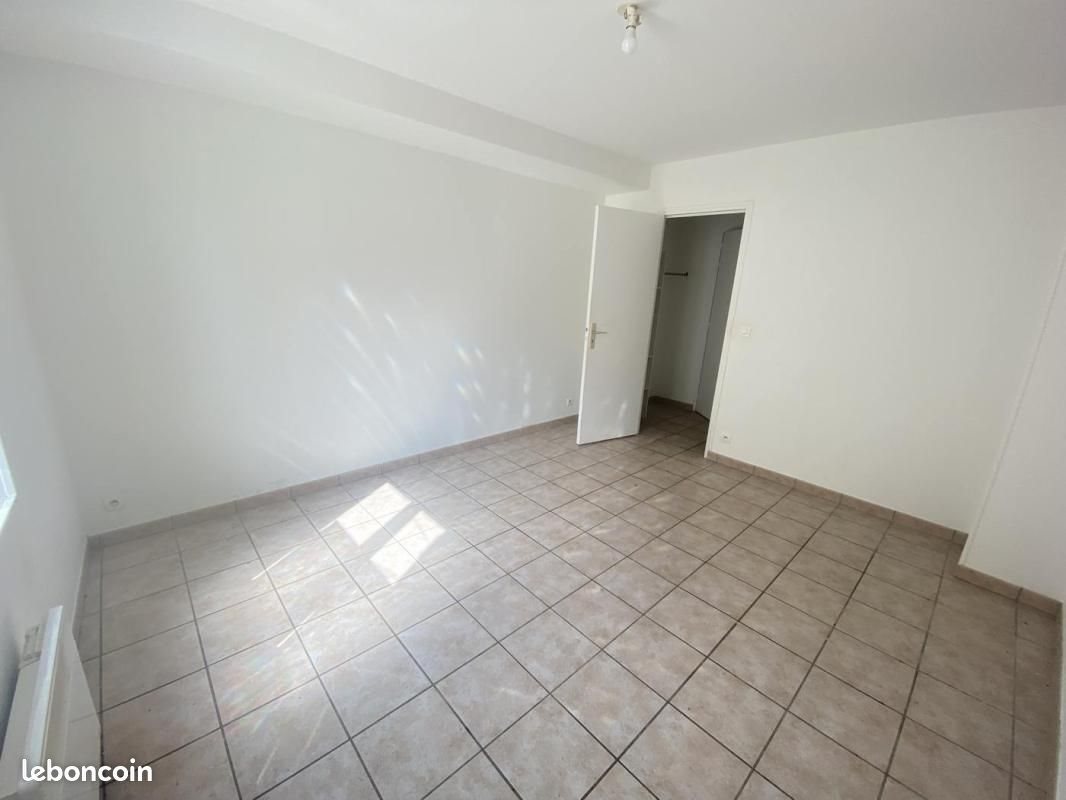 Appartement à louer, 41m², Coulommiers