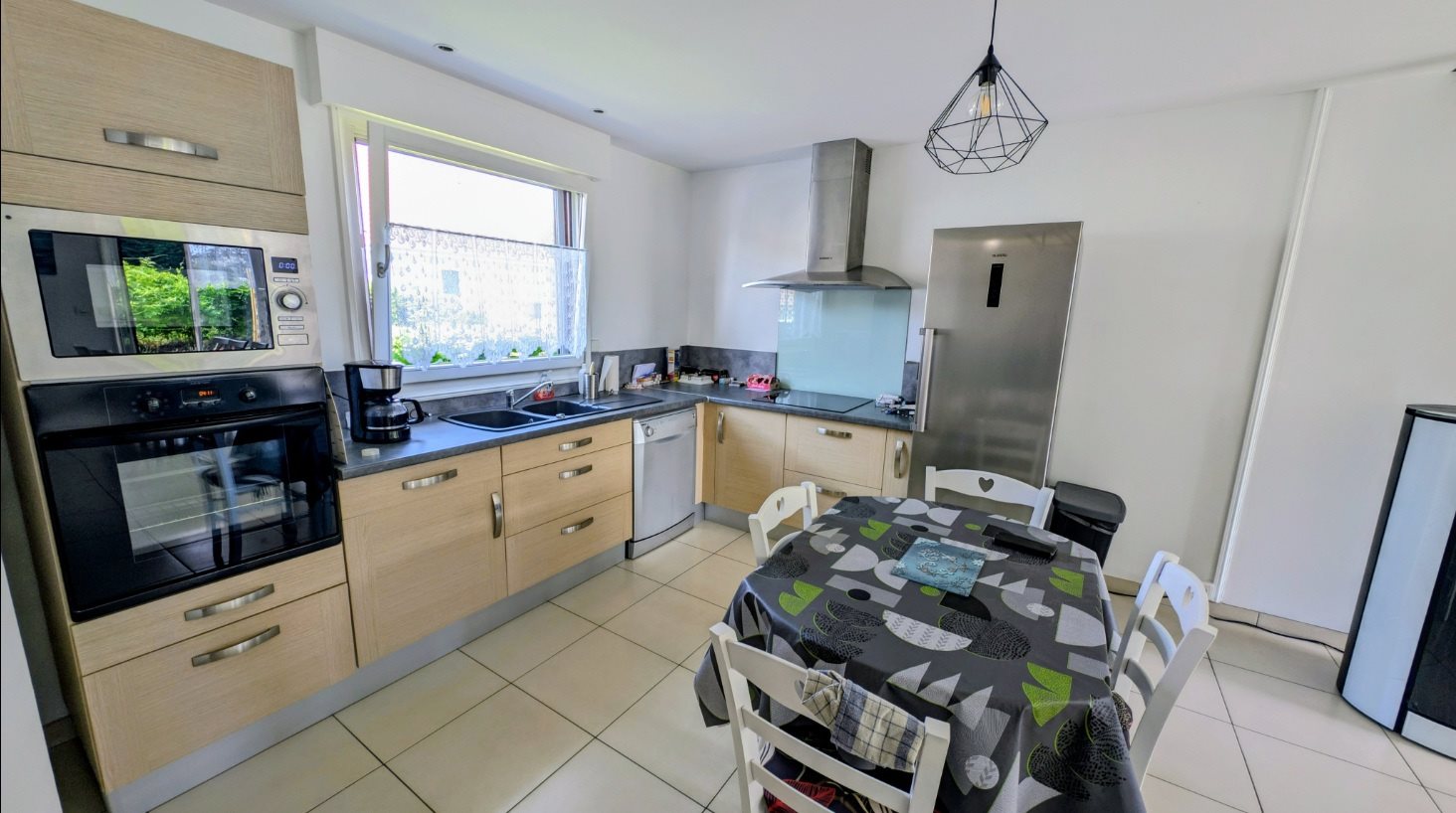 Maison à vendre, 88m², Rue