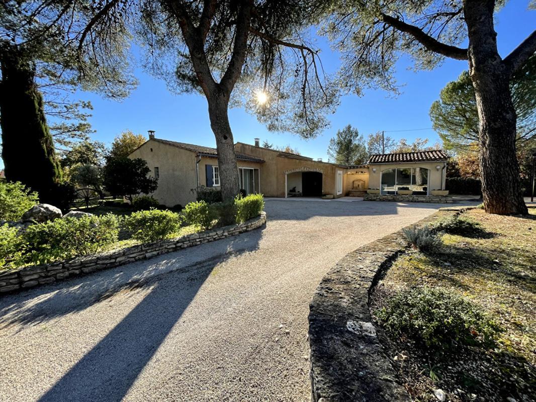 Maison à vendre, 130m², Saint-Saturnin-lès-Apt
