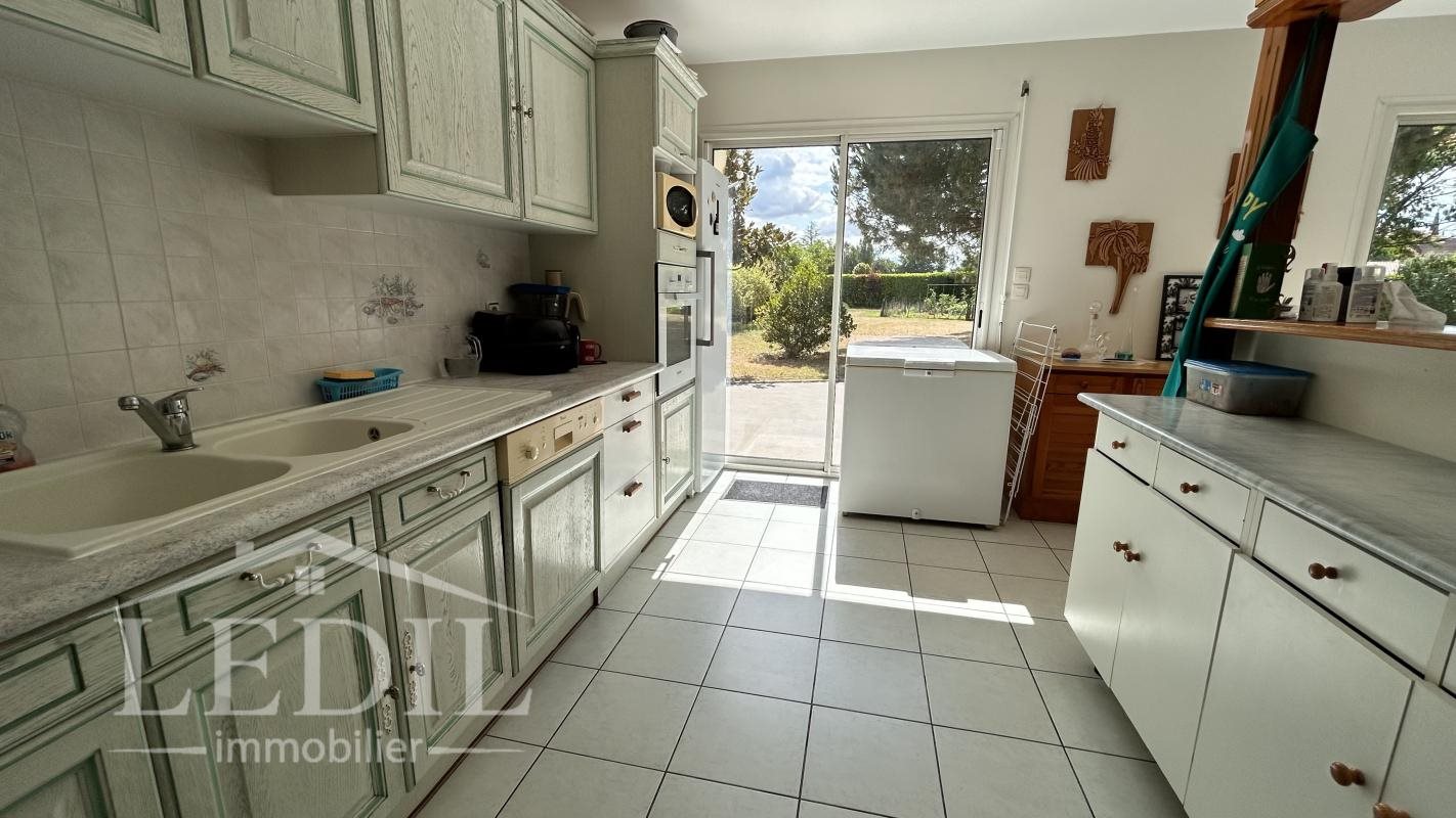 Maison à vendre, 130m², Saint-Pierre-d'Eyraud