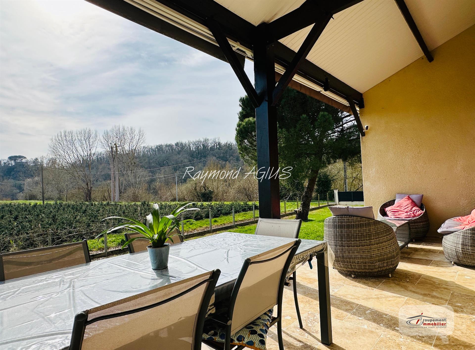Maison à vendre, 142m², Saint-Antoine-de-Breuilh