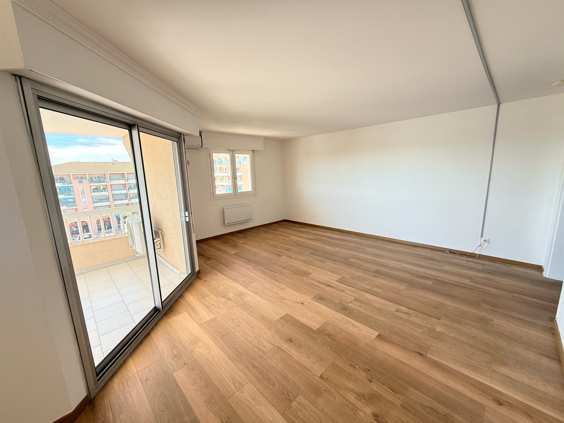 Appartement à vendre, 72m², Fréjus
