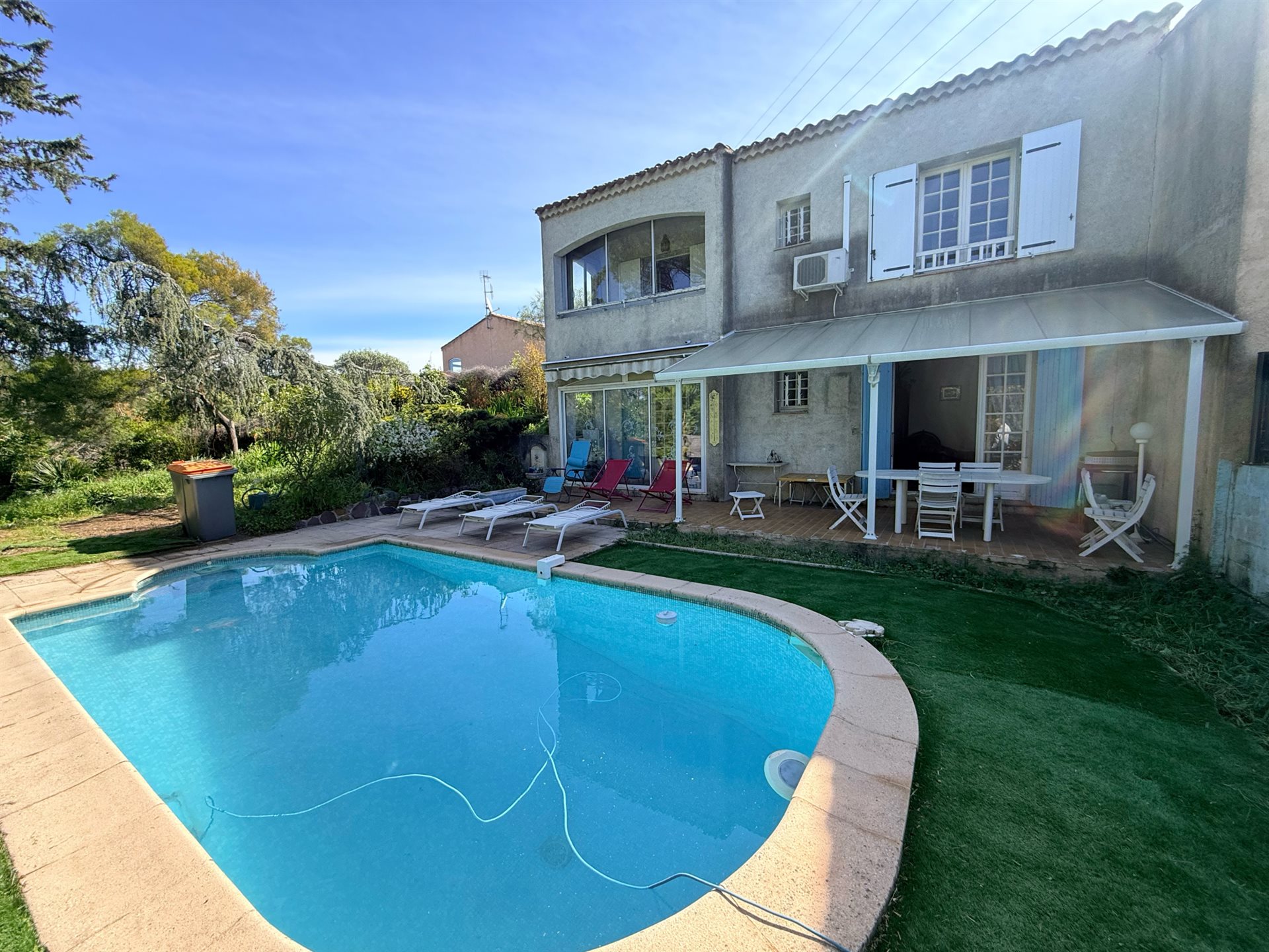 Maison à vendre, 100m², Fréjus