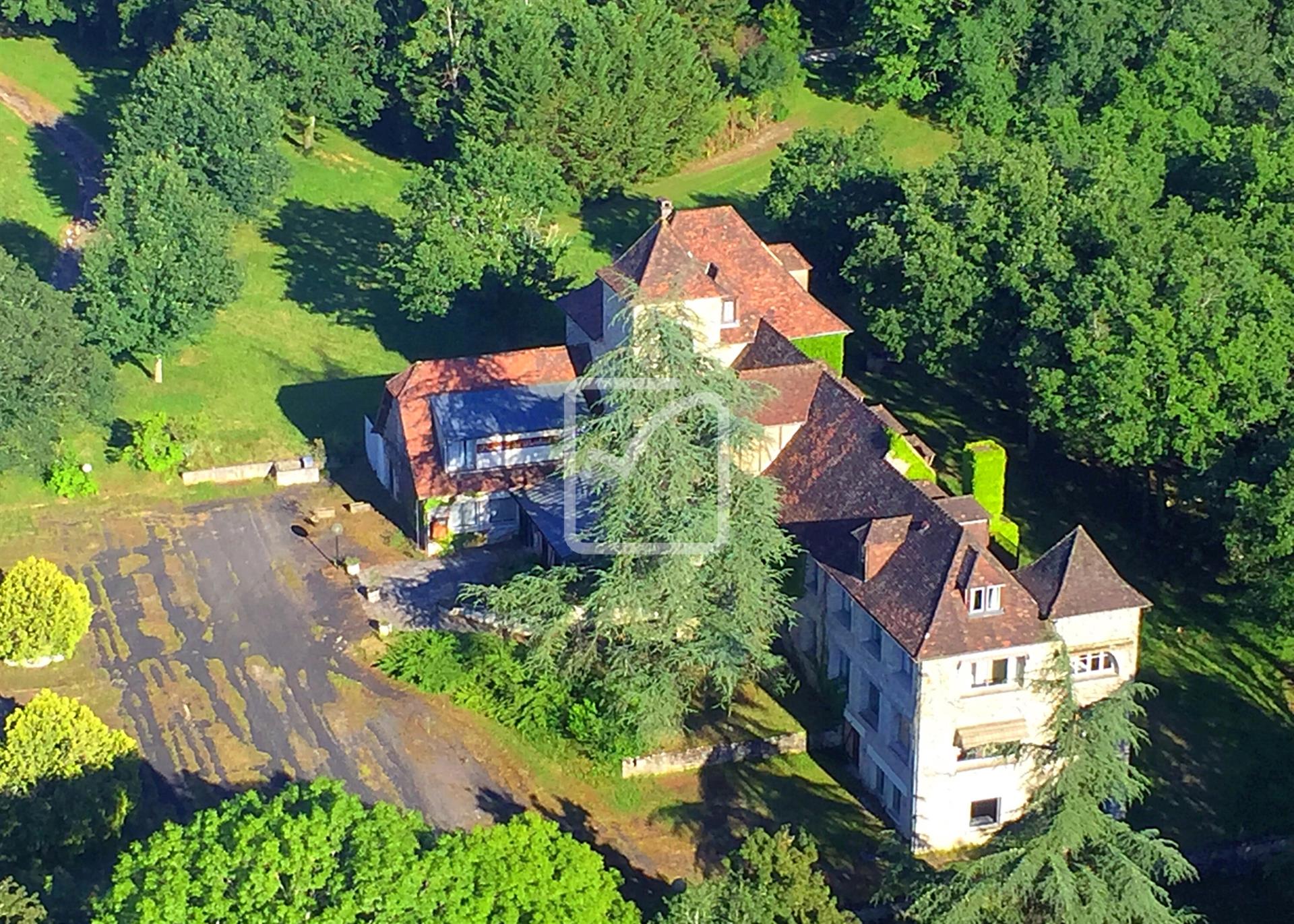 Maison à vendre, 1200m², Gourdon