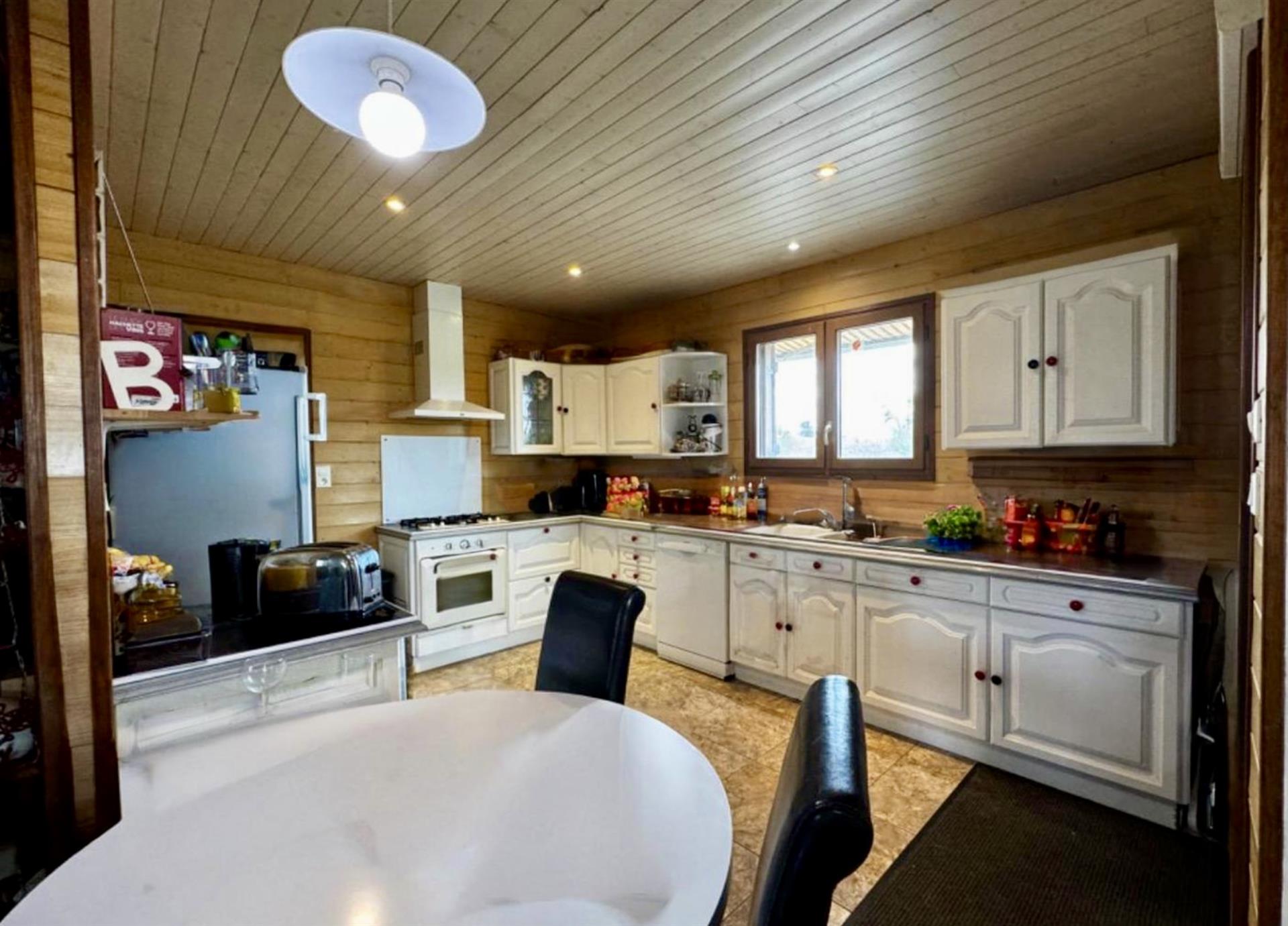 Maison à vendre, 150m², Beyssenac