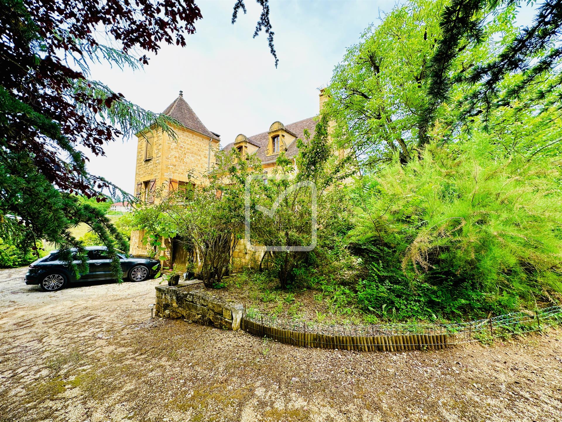 Maison à vendre, 250m², Gourdon