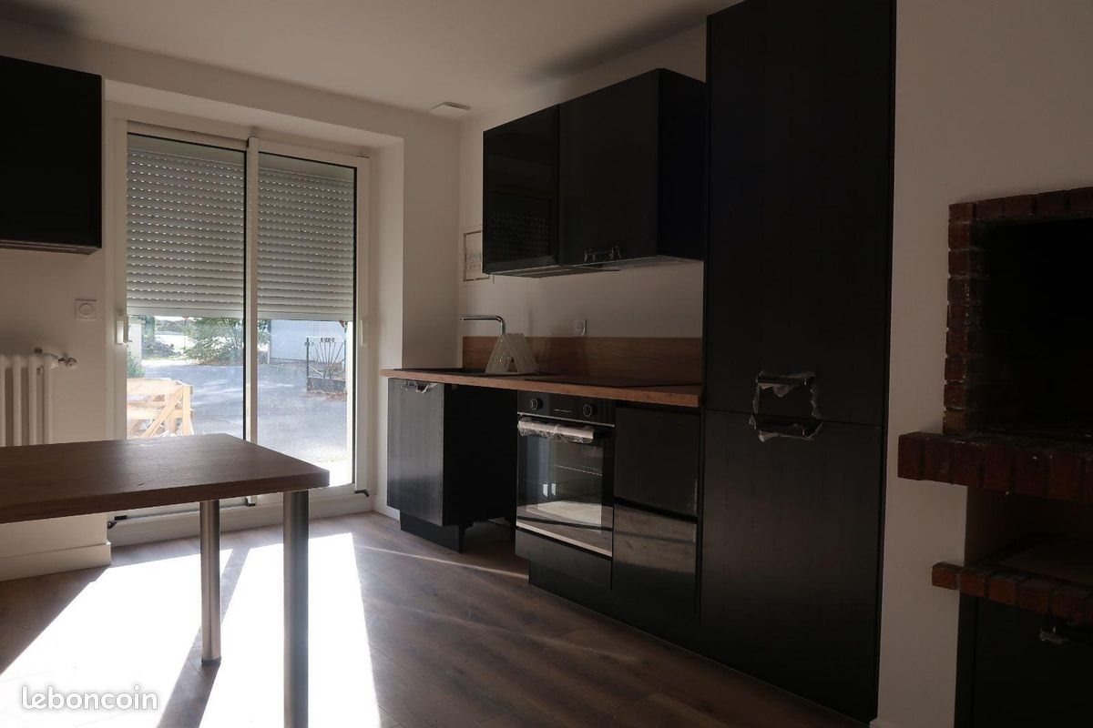 Maison à louer, 101m², Bédée