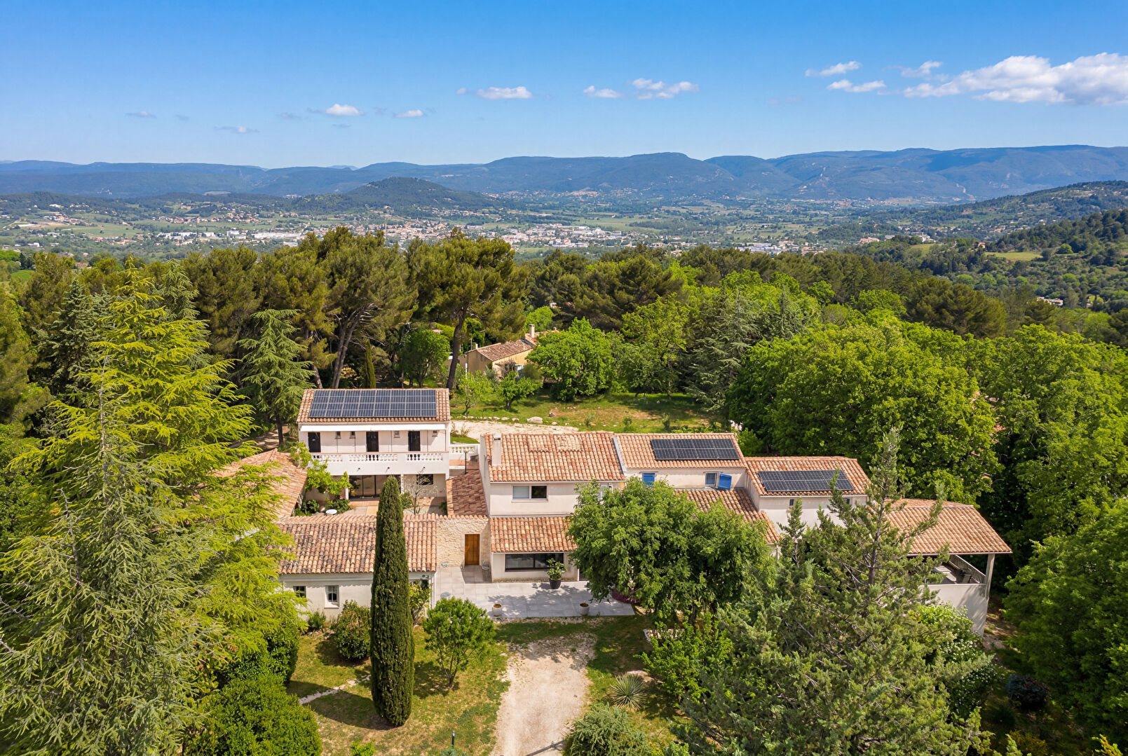 Maison à vendre, 447m², Apt
