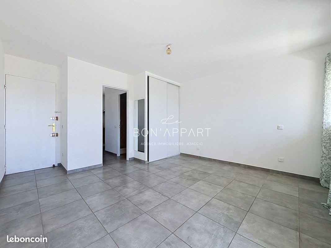 Appartement à louer, 27m², Ajaccio