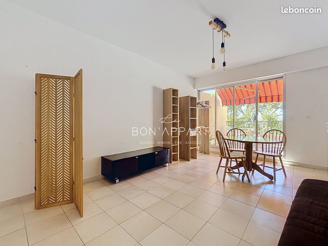 Appartement à louer, 35m², Ajaccio