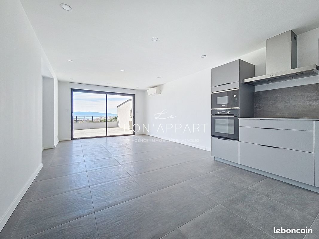 Appartement à louer, 51m², Ajaccio