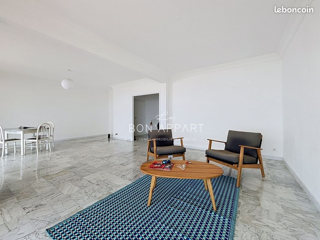 Appartement à louer, 116m², Ajaccio