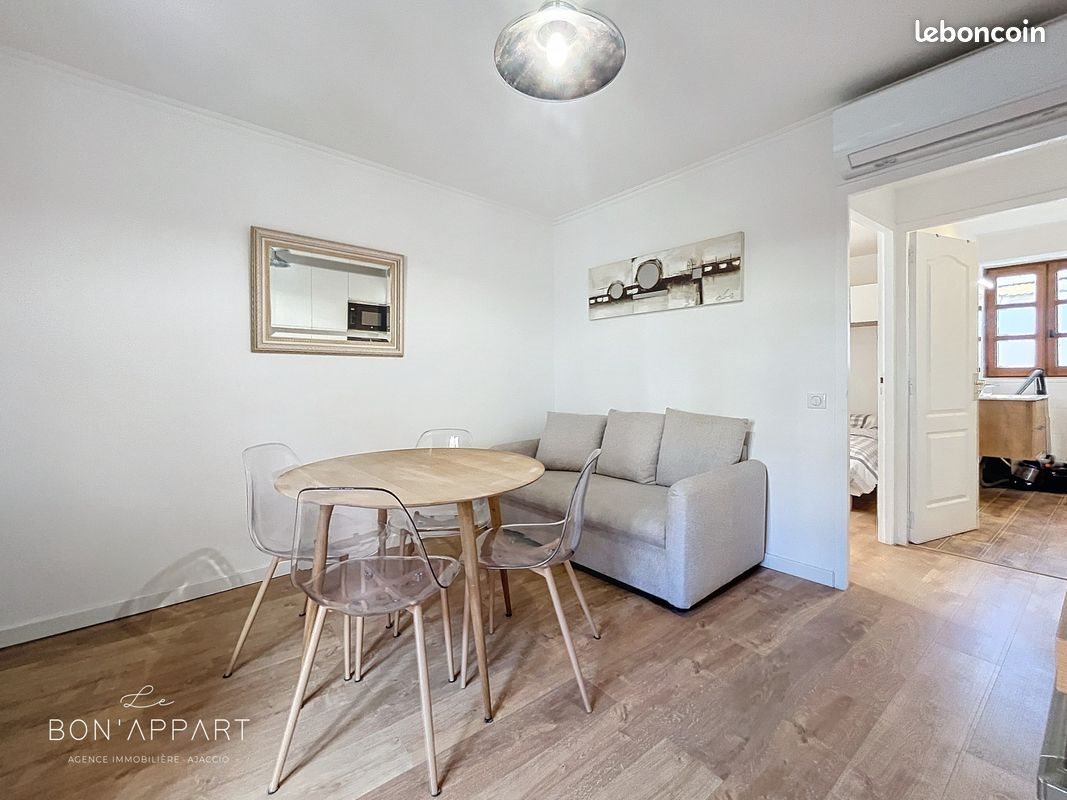Appartement à louer, 26m², Ajaccio