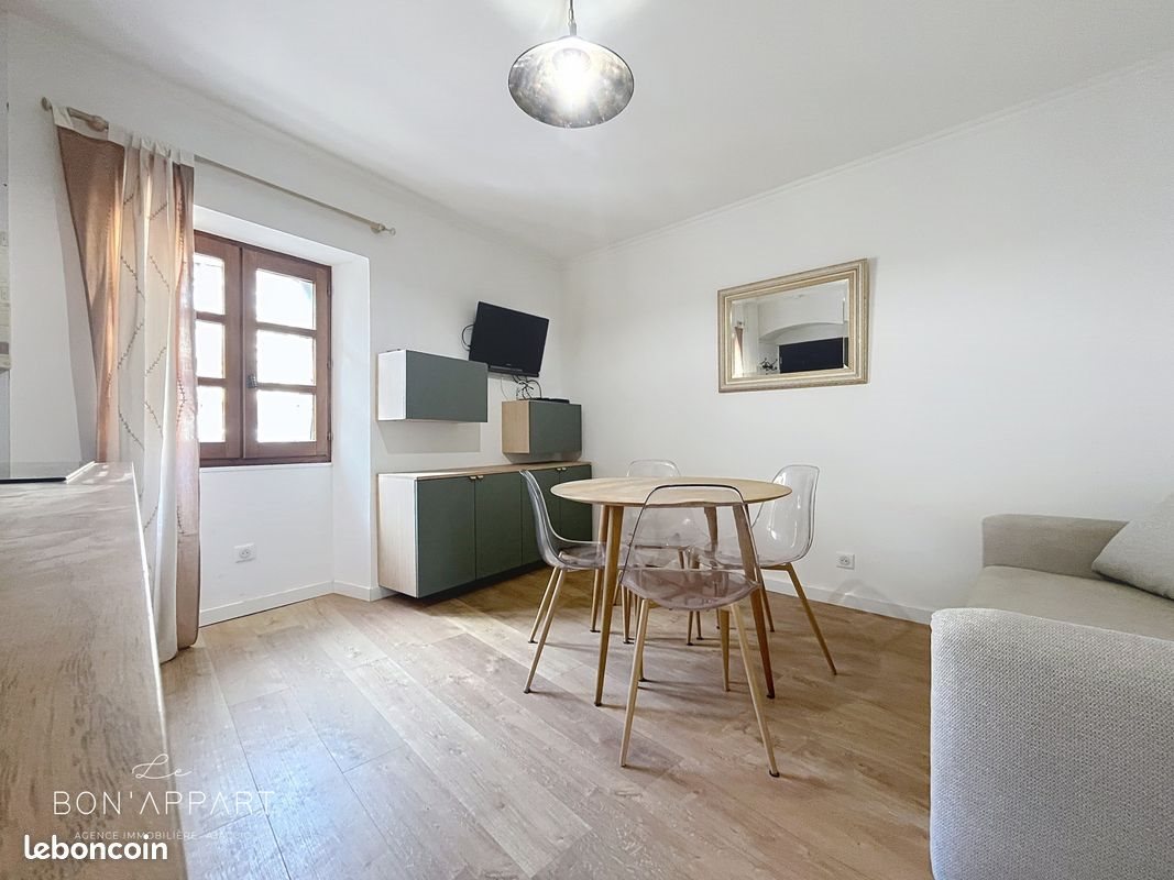 Appartement à louer, 26m², Ajaccio