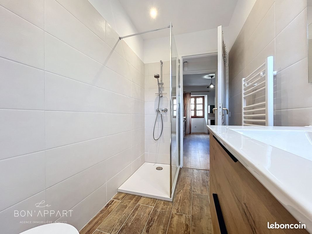 Appartement à louer, 26m², Ajaccio