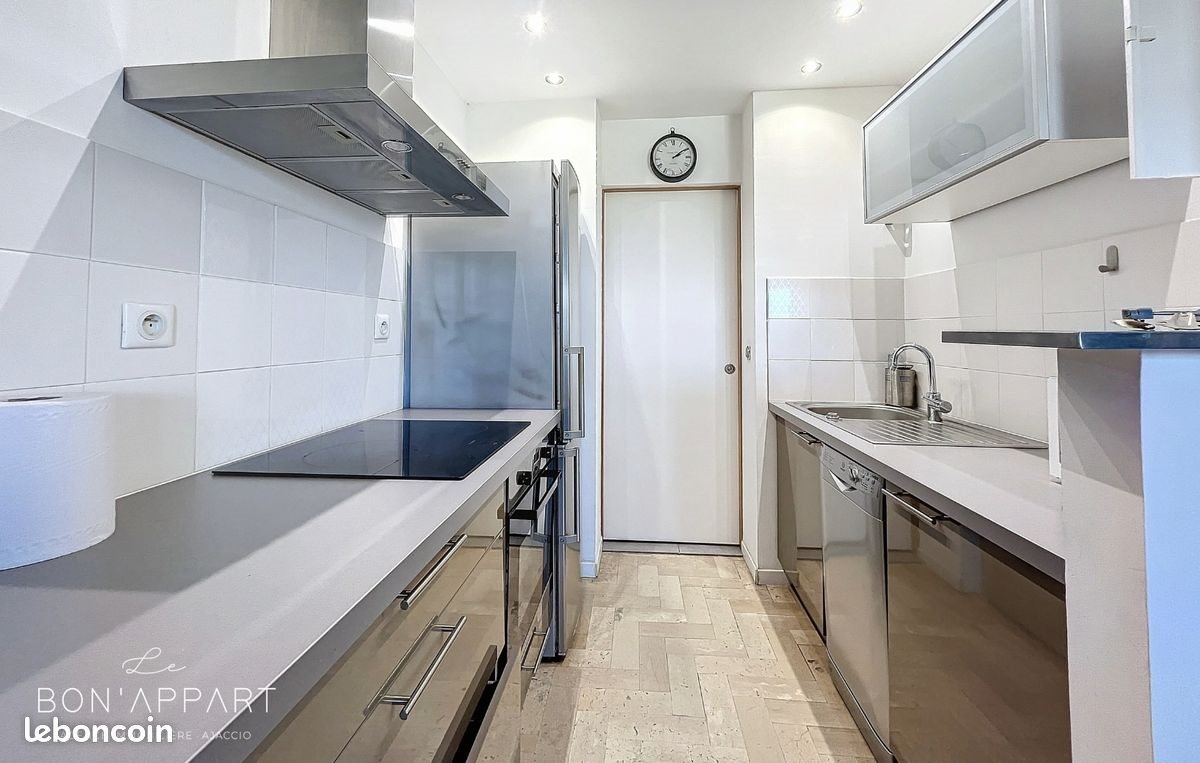 Appartement à louer, 48m², Ajaccio