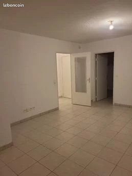 Appartement à louer, 45m², Marseille 11ème