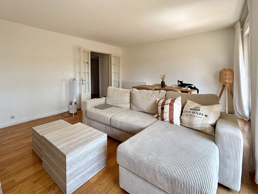 Appartement à louer, 68m², Talence